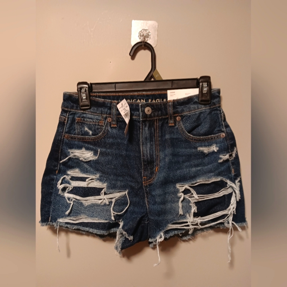 BNWT Dark Wash American Eagle Jean Shorts Size 2